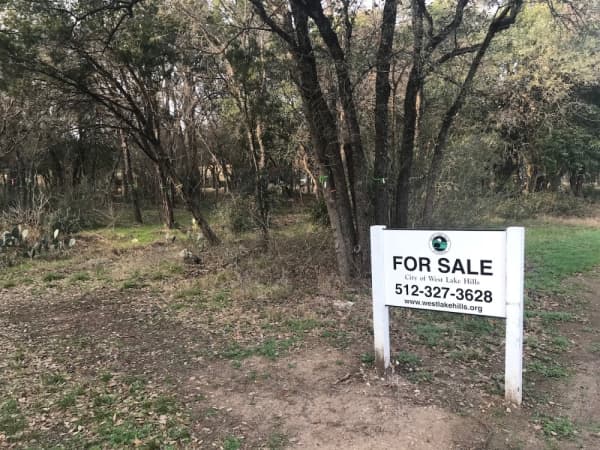 West Lake Hills City Council continues discussion on planned development at 110 Westlake Drive