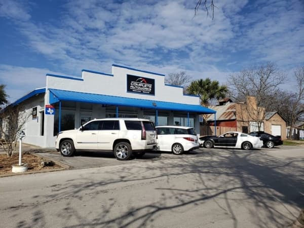 Complete Autoworks now open in downtown Kyle