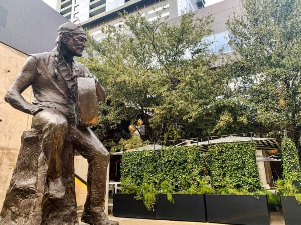 Austin City Council tells police to stop enforcement against low-level pot possession; police Chief Brian Manley says council cannot dictate enforcement of state law