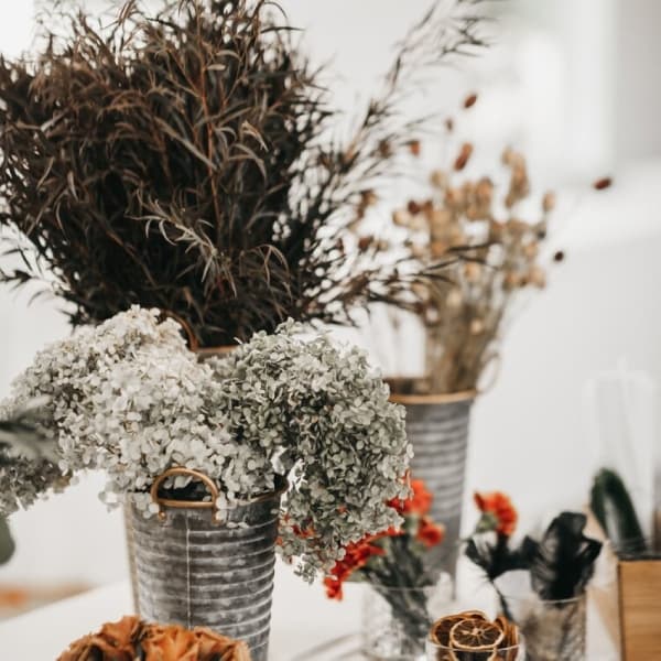 The Floral Bar holds grand opening in Roanoke