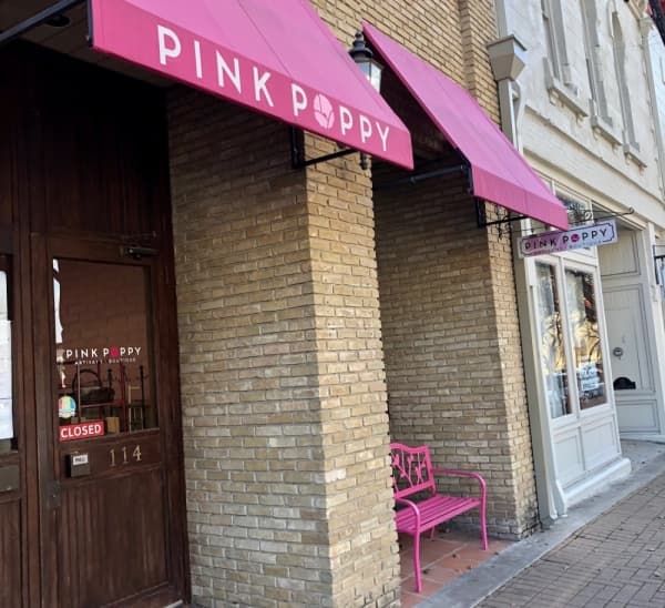 Georgetown boutique Pink Poppy relocating from the Square to Rivery Blvd.