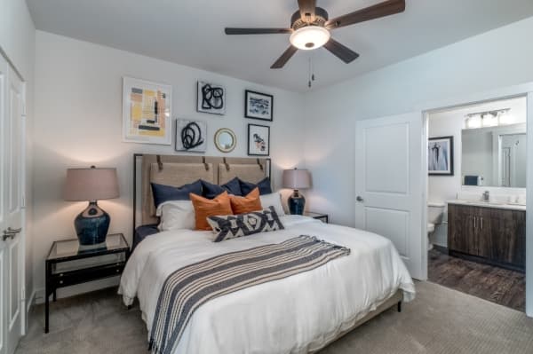 Units have up to three bedrooms. (Courtesy The Howard Hughes Corporation)