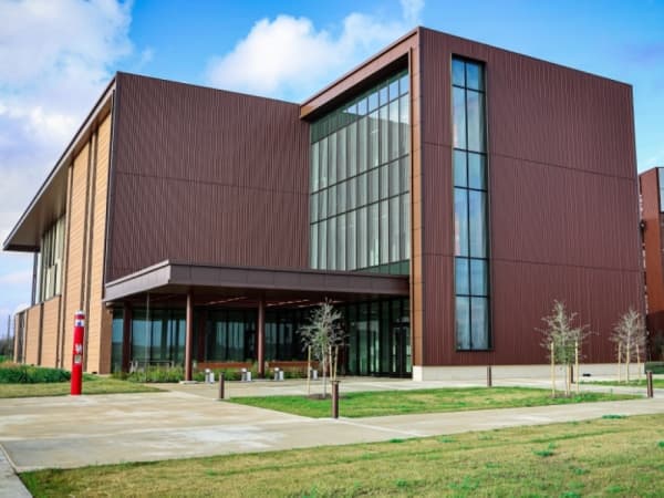 University of Houston expands engineering degrees in Katy, Bauer College of Business in Sugar Land