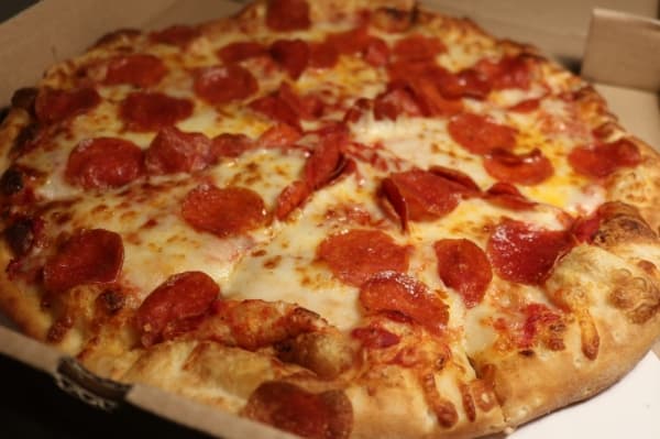 Angelo’s serves up a variety of pizzas, including all meat, pesto, veggie, and the classic pepperoni and cheese pizza ($11.48 for 10 inches, $14.63 for 14 inches, $17.38 for 16 inches).
