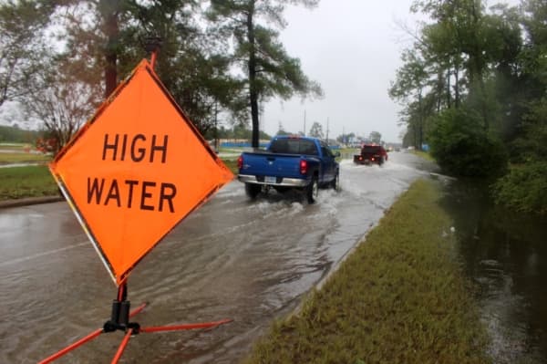 Buyouts, street redesign, more greenspace: new report outlines strategies to limit Houston’s flood risk