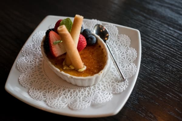




Ginger creme brulee ($6.95): Traditional custard is served with ginger and a burnt sugar crust and topped with berries.