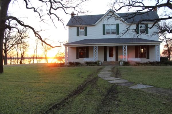 The city of Grapevine is set to hire a structure transportation company to move the house. (Photo by Anna Herod/Community Impact Newspaper)