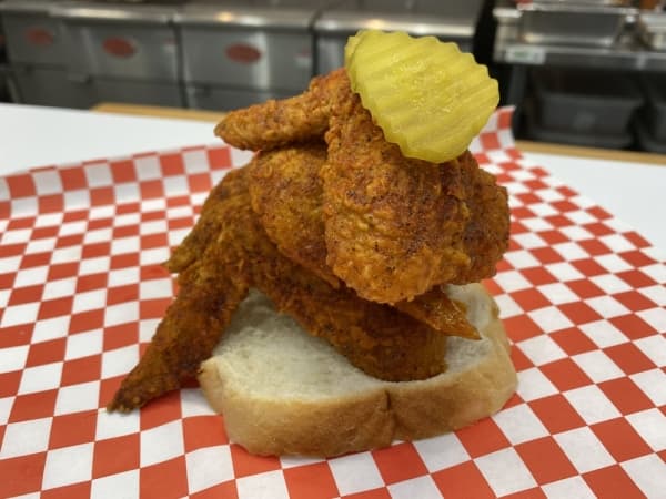 Ricky's brings Nashville's hot chicken tradition to Richardson