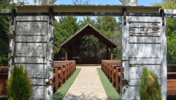 McKinney chamber, wedding vendors partner to help those affected by closure of Noah’s in Fairview