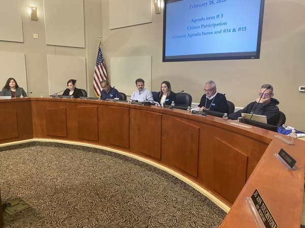 New police position, community survey, food trucks: Breaking down the Feb. 18 Lakeway City Council meeting
