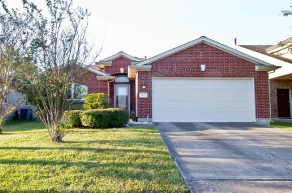 3119 Lincolns Meadow Drive
3 bedroom/ 2 bath
1,760 sq. ft.
Sold for $160,001-$185,000 on Jan. 21 
(Courtesy Houston Association of Realtors) 