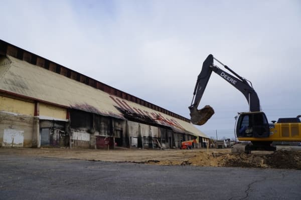 Work is underway to repair Wursthalle at Wurstfest. (Lauren Canterberry/Community Impact Newspaper)