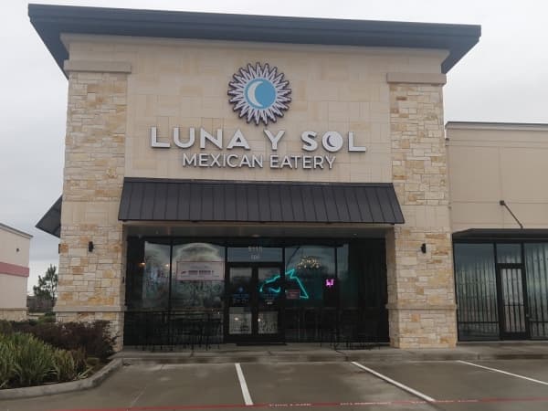 Luna y Sol Mexican Eatery debuts in Katy area