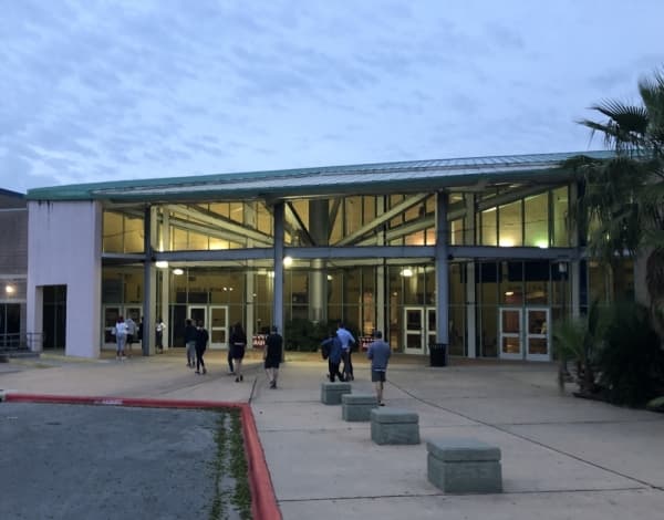 Travis County clerk’s office: Super Tuesday off to 'rocky start’ due to coronavirus fears; more than 150,000 voters expected to come to polls on election day
