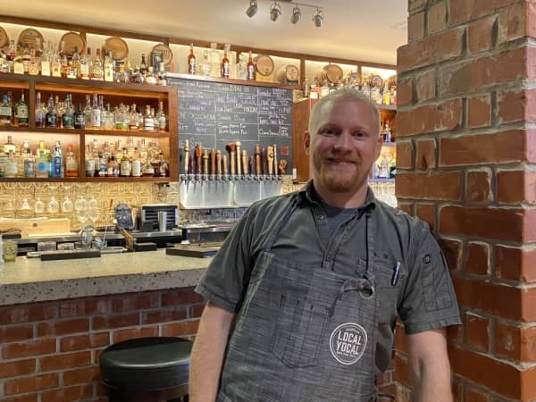 




Chef and general manager Adam West specializes in classic American cuisine.
