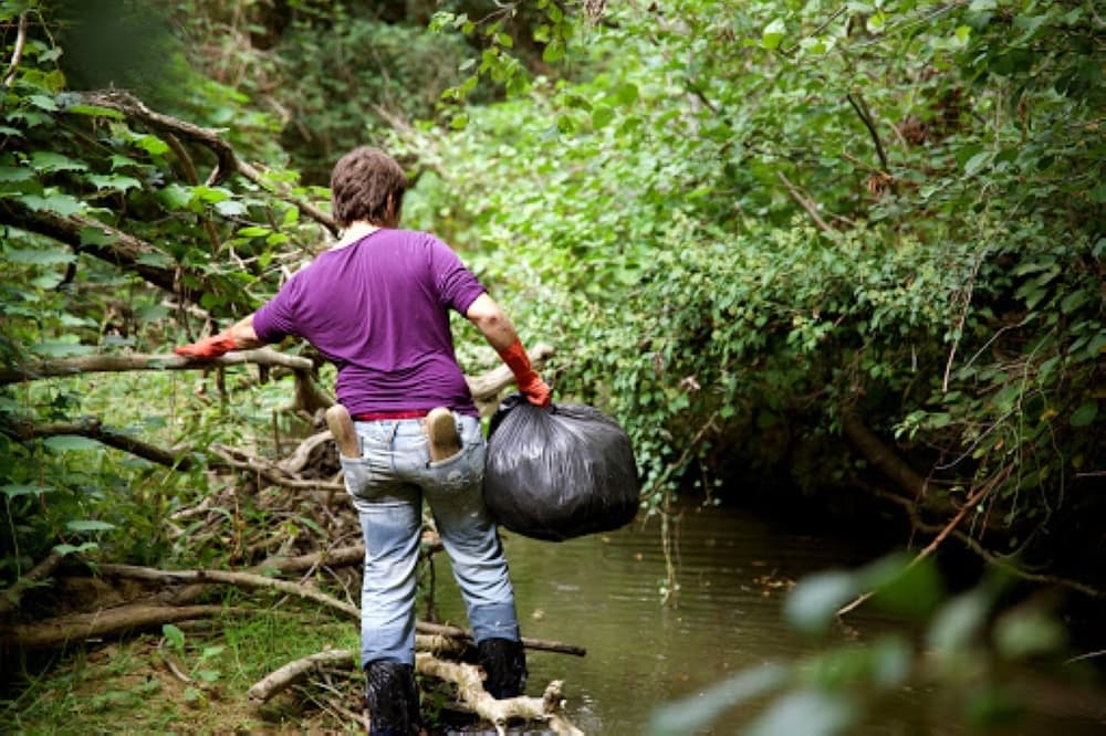 Volunteers needed for Geronimo and Alligator Creek watershed clean-up