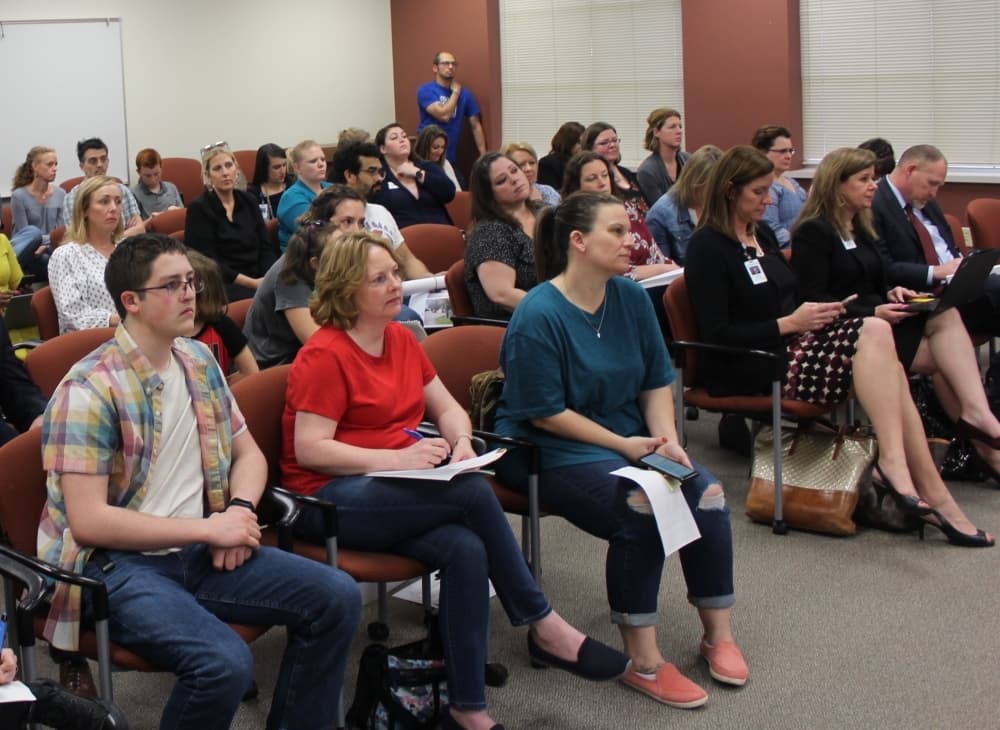 LISD trustees discuss school-closure scenarios, other issues related to coronavirus concerns