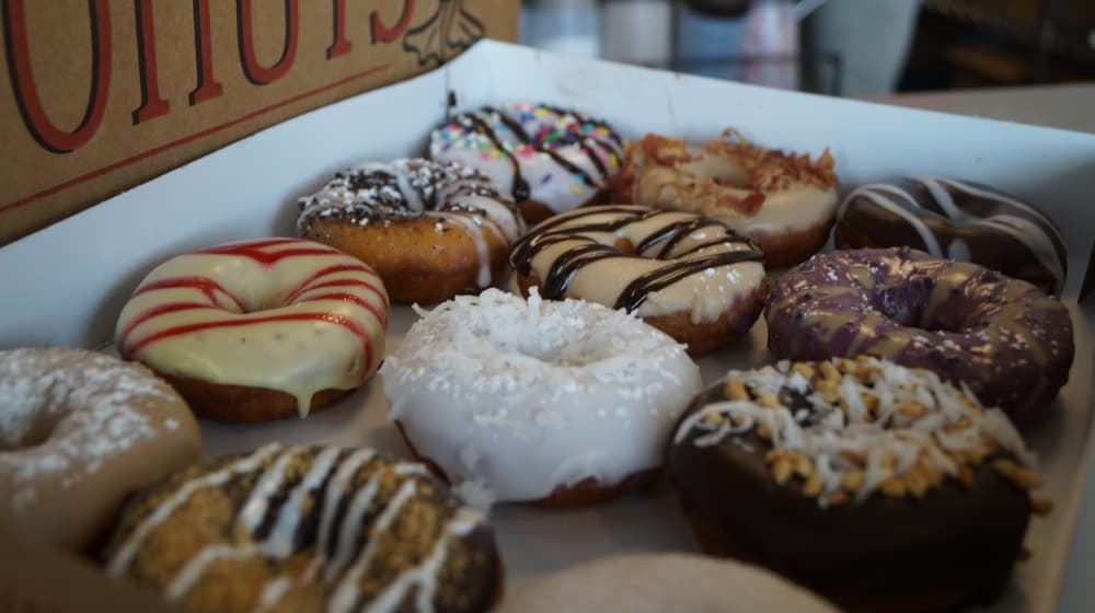 Duck Donuts specializes in customizable, made-to-order doughnuts, along with coffee drinks and sandwiches. (Kelsey Thompson/Community Impact Newspaper)