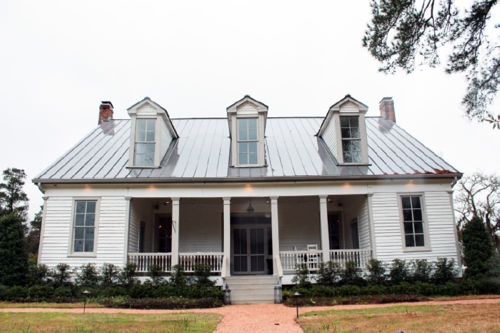 The original plantation house was built in 1885 by J.C. Hill of the Hill family. (Andy Li/Community Impact Newspaper)