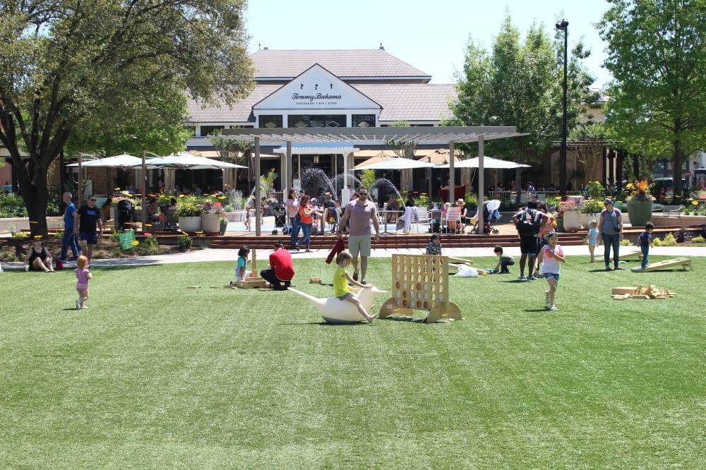 Businesses in The Woodlands prep for changes in wake of coronavirus