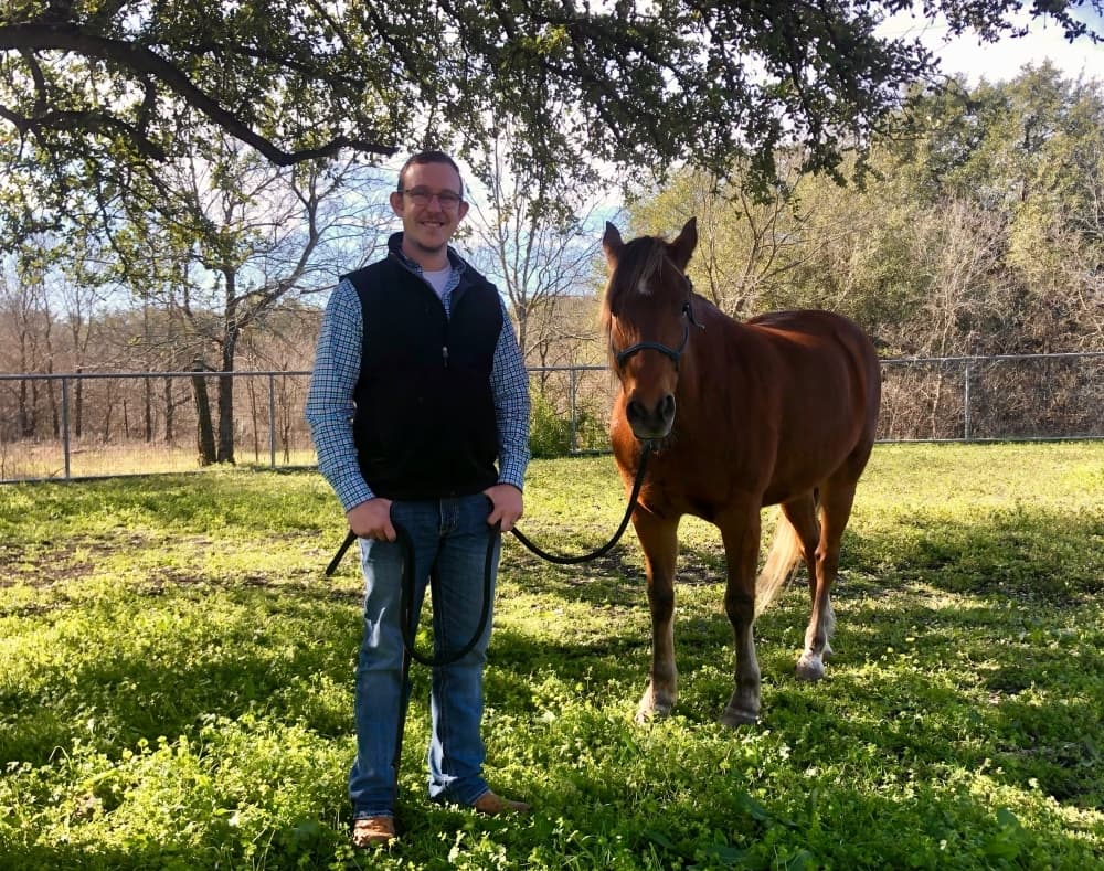 Mustang Heritage Foundation works to find homes for excess wild horses, help veterans