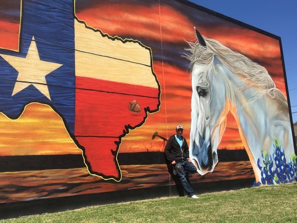 Friendswood muralist gains worldwide recognition