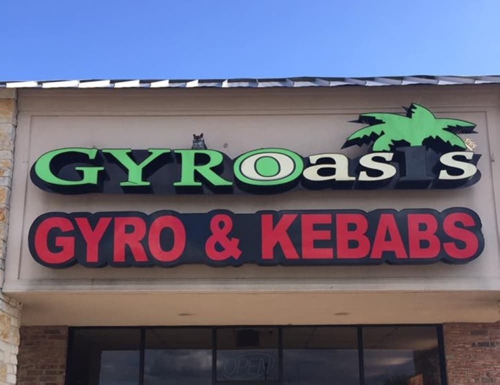 Irving-based Gyro Oasis churns out free meals for those unable to work during coronavirus pandemic