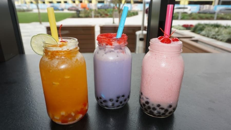 Bibo's Bistro & Bar offers a variety of tapioca smoothies and beverages. (Kathleen Sison/Community Impact Newspaper)