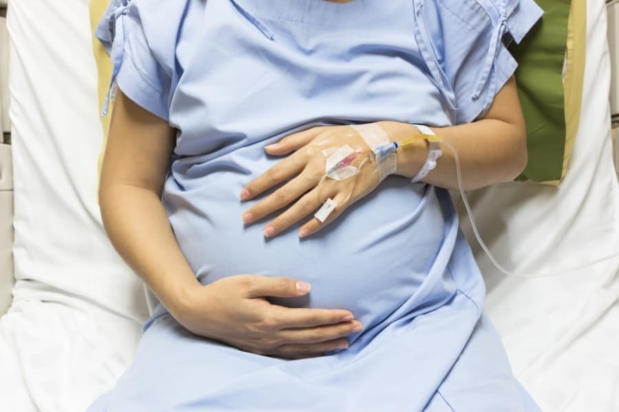 ‘Be prepared to be flexible’: Frisco OB-GYN urges expectant mothers to check in with hospitals amid COVID-19