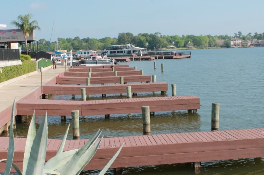 Docks alongside Lake Conroe's Waterpoint Marina remain empty March 25, despite the spring weather. (Andy Li/Community Impact Newspaper)