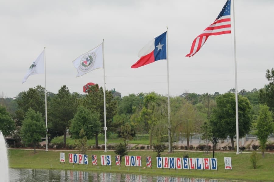 The Montgomery County Veterans Memorial put up signs saying "Hope is not cancelled," according to Montgomery County Judge Mark Keough.  (Andy Li/Community Impact Newspaper)