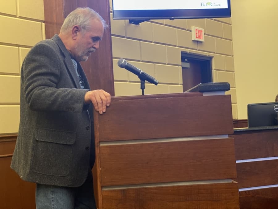 Officials endorse Bee Cave Chamber plan for small business assistance
