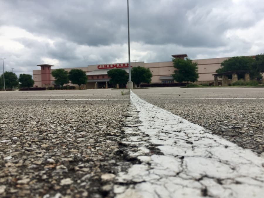 The parking lot in front of Cinemark 14 at 4401 N. I-35, Ste. 3000, Round Rock, is empty. The movie theater is temporarily closed due to coronavirus concerns. (Taylor Jackson Buchanan/Community Impact Newspaper)