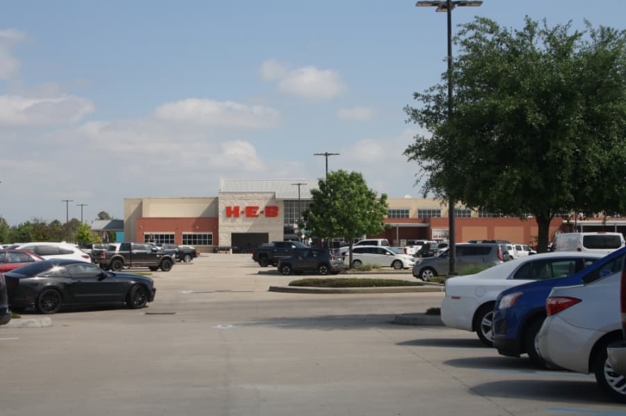 UPDATED: H-E-B retracts announcement about confirmed COVID-19 case at Fairfield store