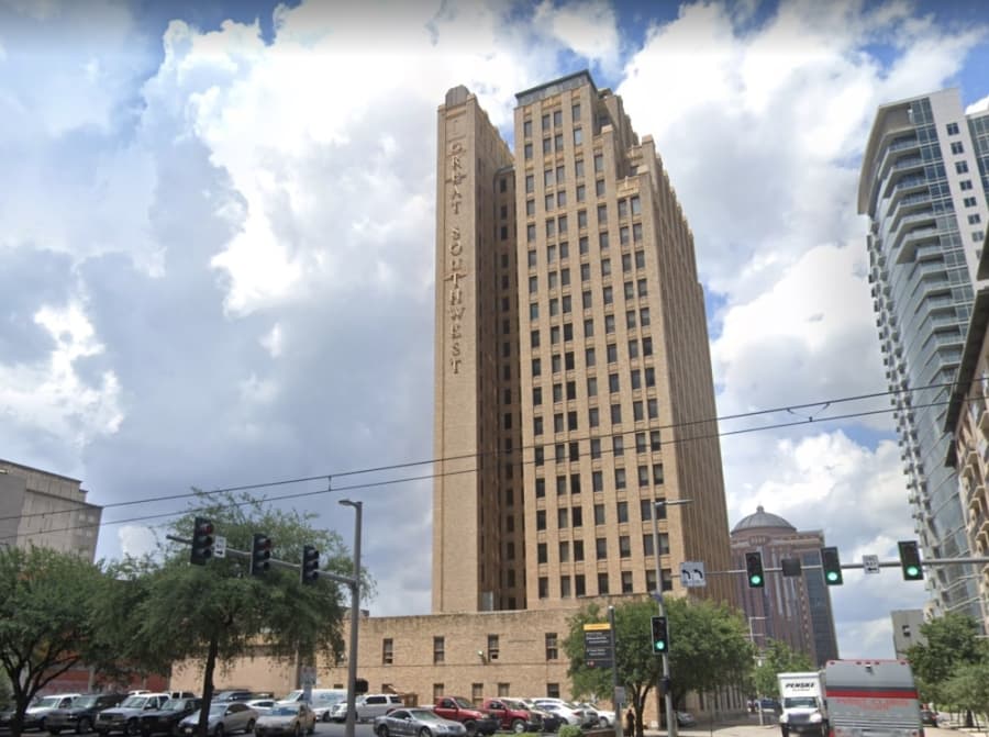 Houston leases additional 400 hotel rooms for first responder quarantine