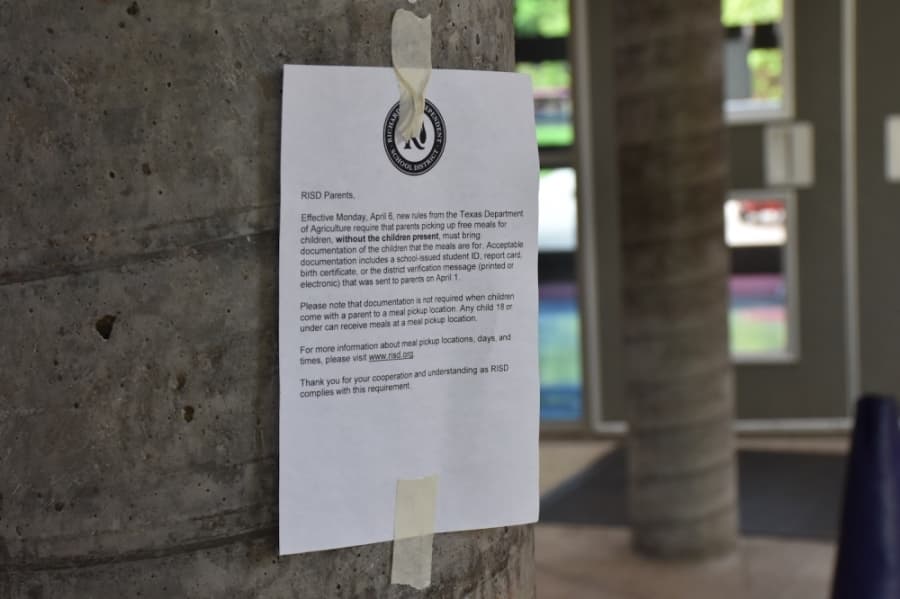 Parents picking up meals without a student present are required to show proof they have a school-aged child, according to a new rule by the Texas Department of Agriculture. (Makenzie Plusnick/Community Impact Newspaper)