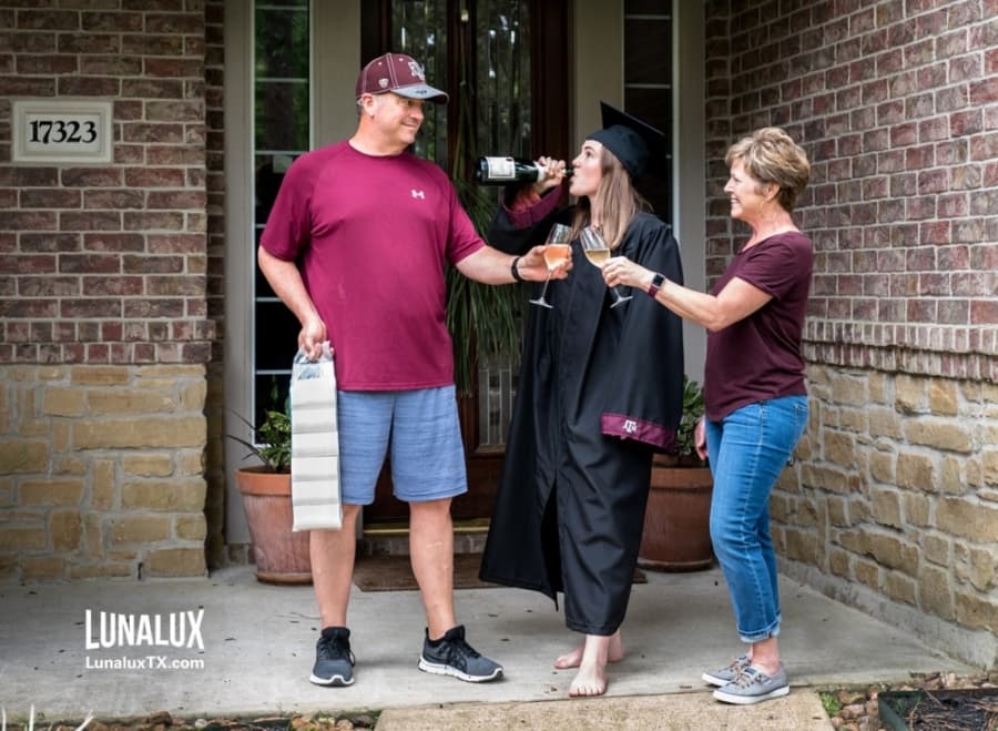 Cypress photographer Shannon Valentine captures portraits of families on their front porches during the coronavirus outbreak. (Courtesy Lunalux)