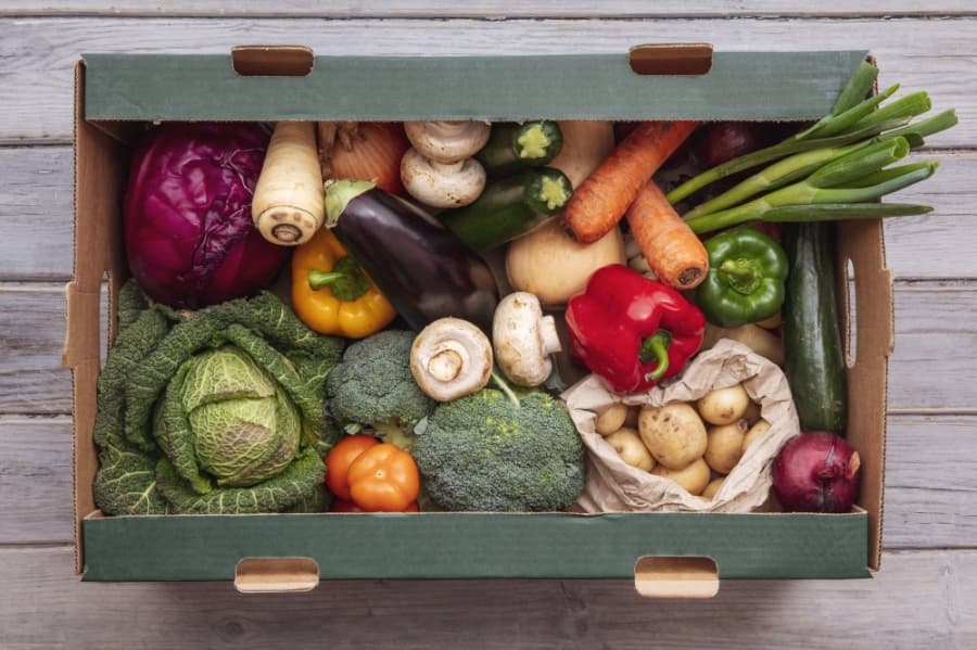 Texas Roadhouse, Brother's Produce partner to host drive-thru farmers markets