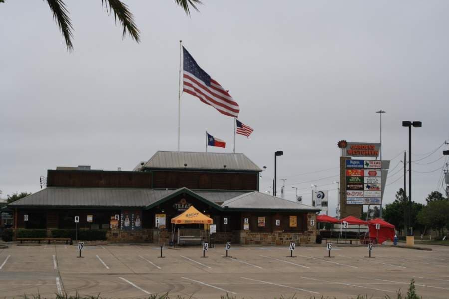 Texas Roadhouse, at 20840 Katy Freeway, Katy, put together a number system for pickup orders. (Jen Para/Community Impact Newspaper)