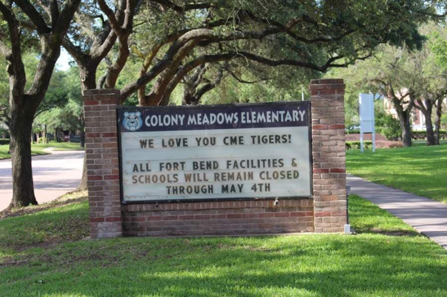 The marquee sign at Colony Meadows Elementary School. (Claire Shoop/Community Impact Newspaper)