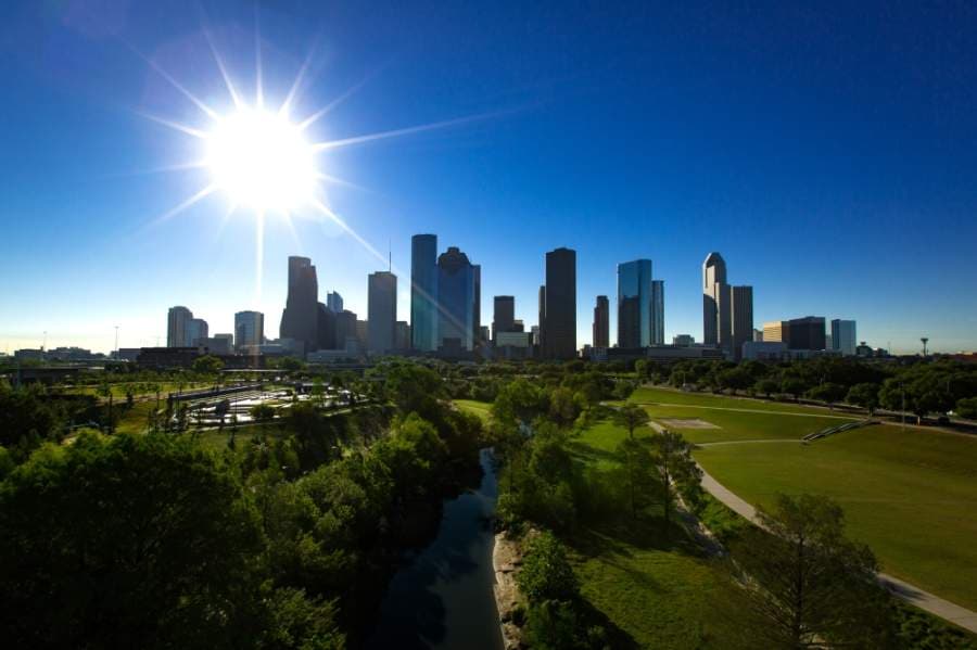 Houston pledges to go carbon-neutral by 2050 under new Climate Action Plan