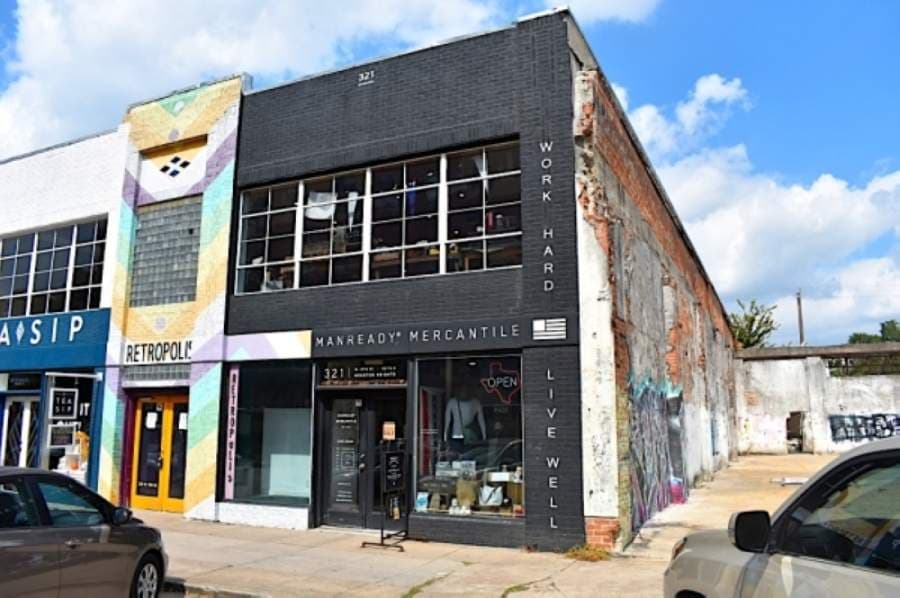 As state orders ease, 19th Street businesses reopen for curbside pickup