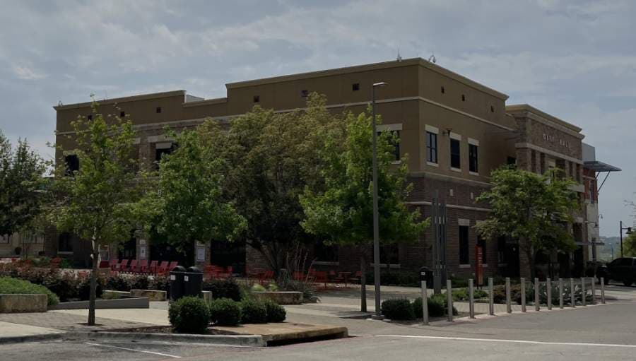 Bee Cave officials support Travis County eviction protection resolution