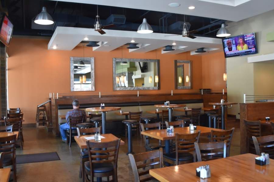 Lunch service was slow on Day 1 of reopening at Urban Eatz in Richardson. (Makenzie Plusnick/Community Impact Newspaper)