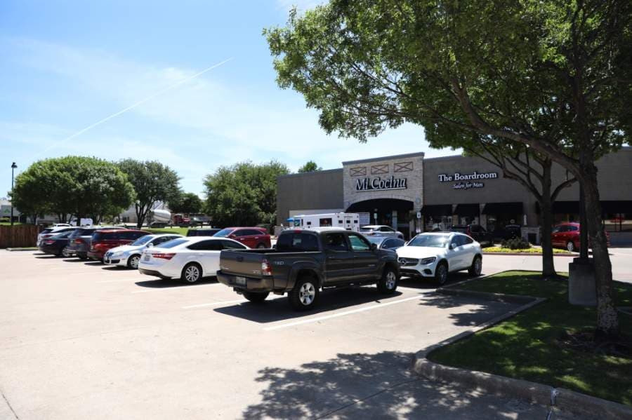 The parking lot at Mi Cocina Lakeside Restaurant was more than half full after its first hour of being open. The restaurant allows for walk-ins, but guests are encouraged to stay in their car until a table is available. (Liesbeth Powers/Community Impact Newspaper)
