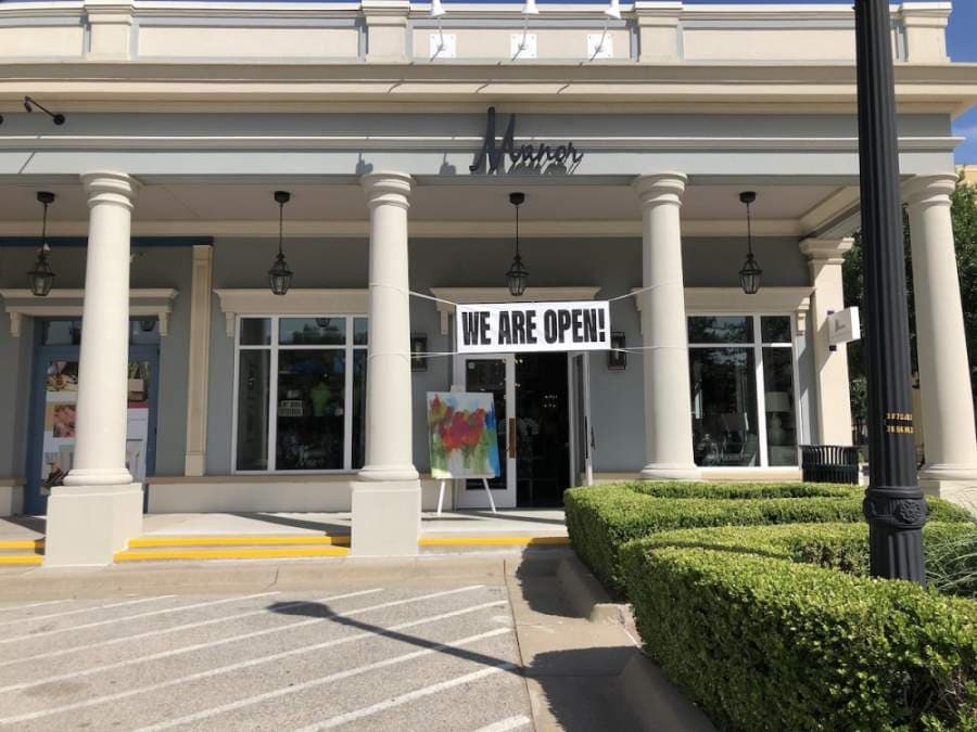 Manor Home Furnishings & Design's doors were open May 1. (Ana Erwin/Community Impact Newspaper)
