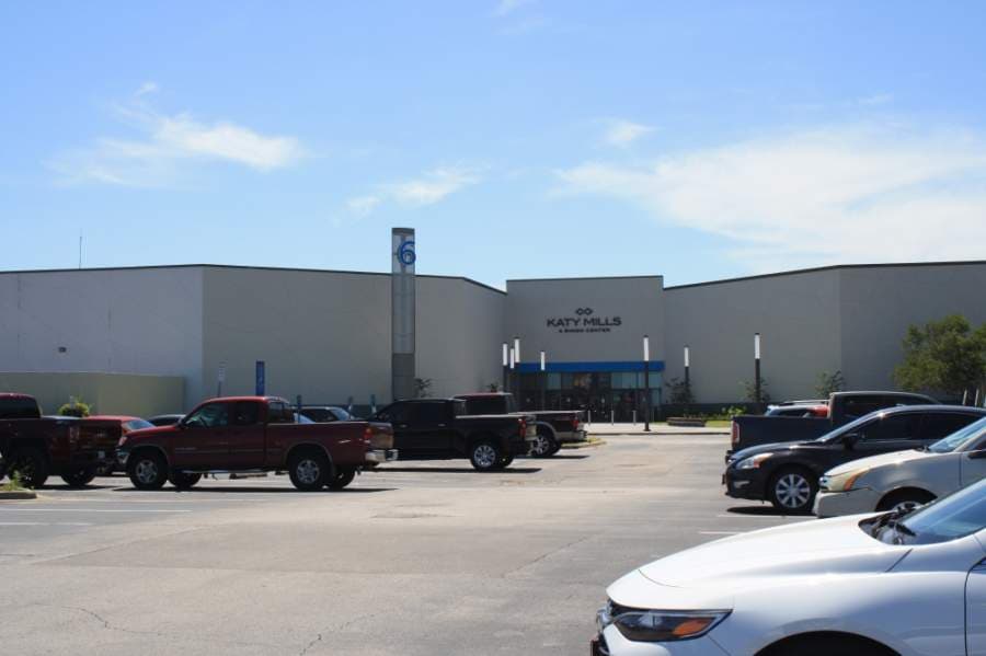 On May 3, many cars were parked outside one entrance of Katy Mills, which reopened to customers May 1. (Jen Para/Community Impact Newspaper)
