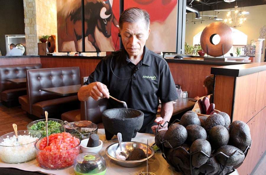 Family-owned restaurant Anamia's to reopen McKinney dining room with focus on quality, customer care