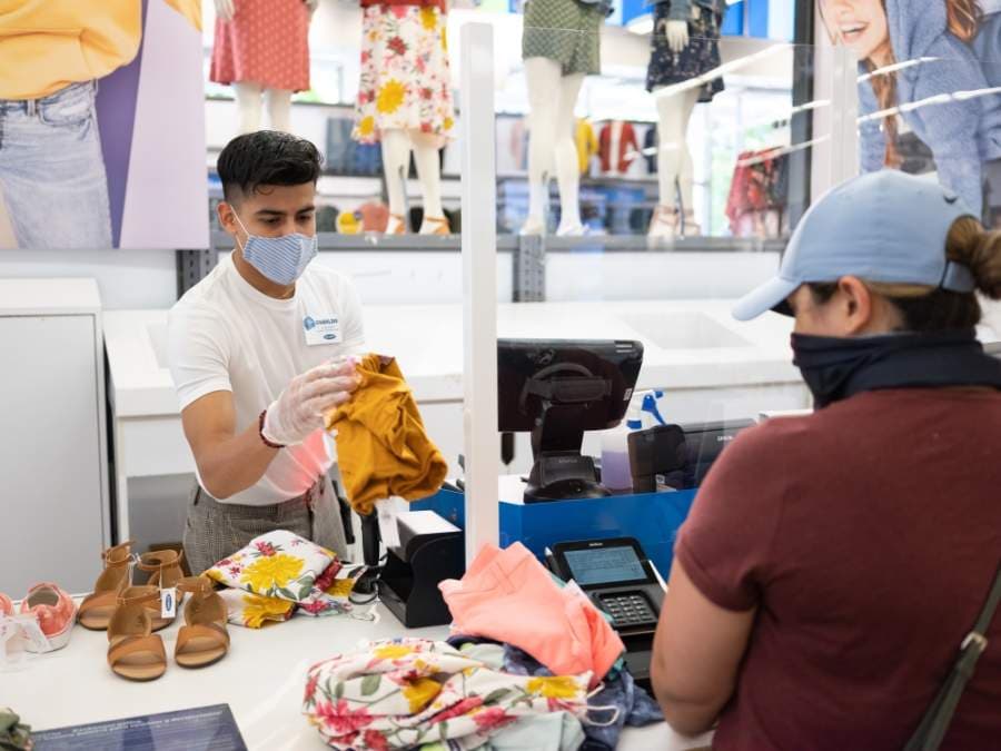 Banana Republic Factory Store reopens at Round Rock Premium Outlets