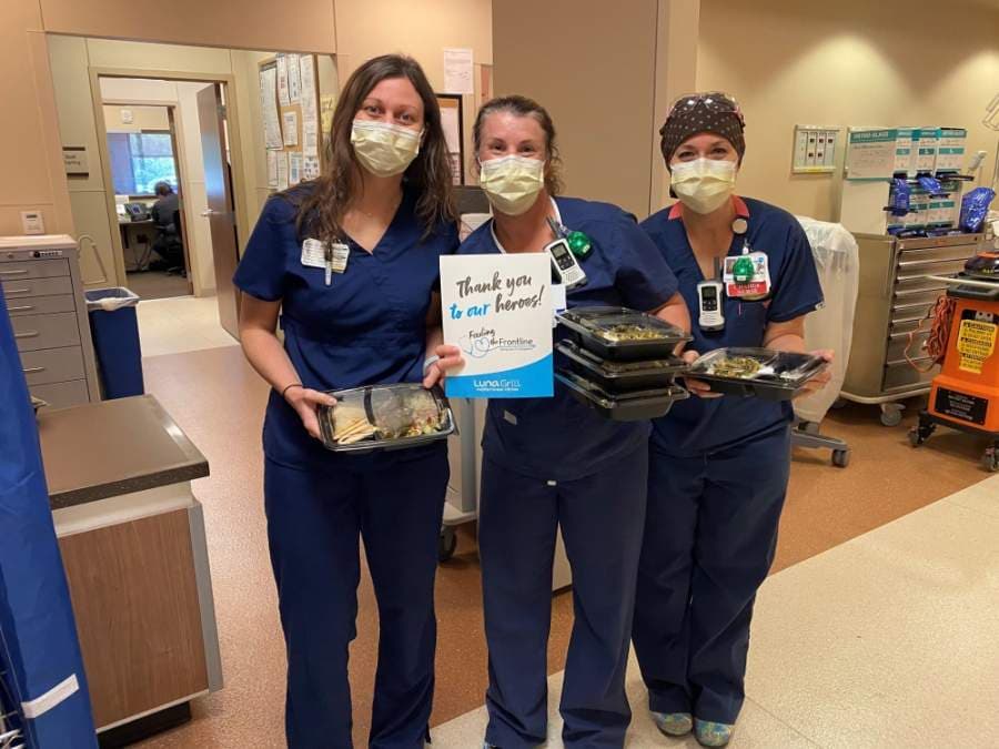 Luna Grill of Flower Mound donates 250 meals to Texas Health Presbyterian Hospital, hundreds more across Dallas-Fort Worth